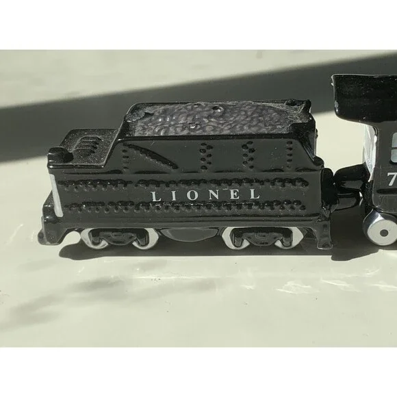 Enesco Corporation Lionel Trains Salt & Pepper Shaker Set - Picture 6 of 14